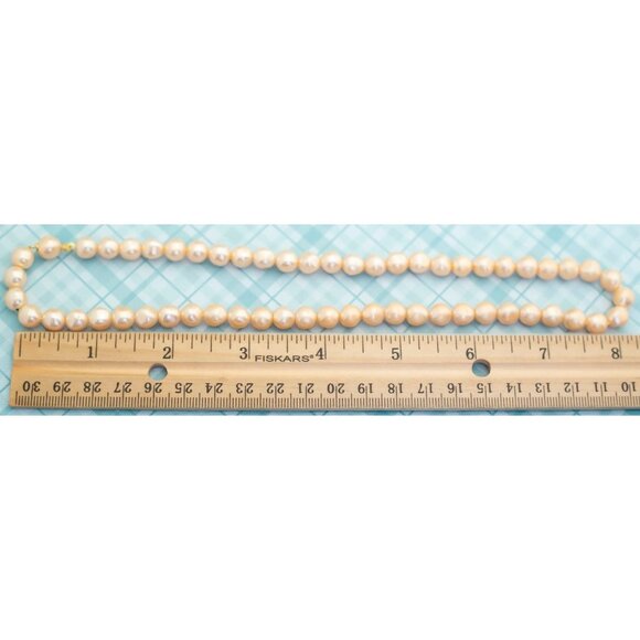 Vintage Elegant Heart Pearls Necklace by Avon - 32 inch - L16 - Picture 5 of 5